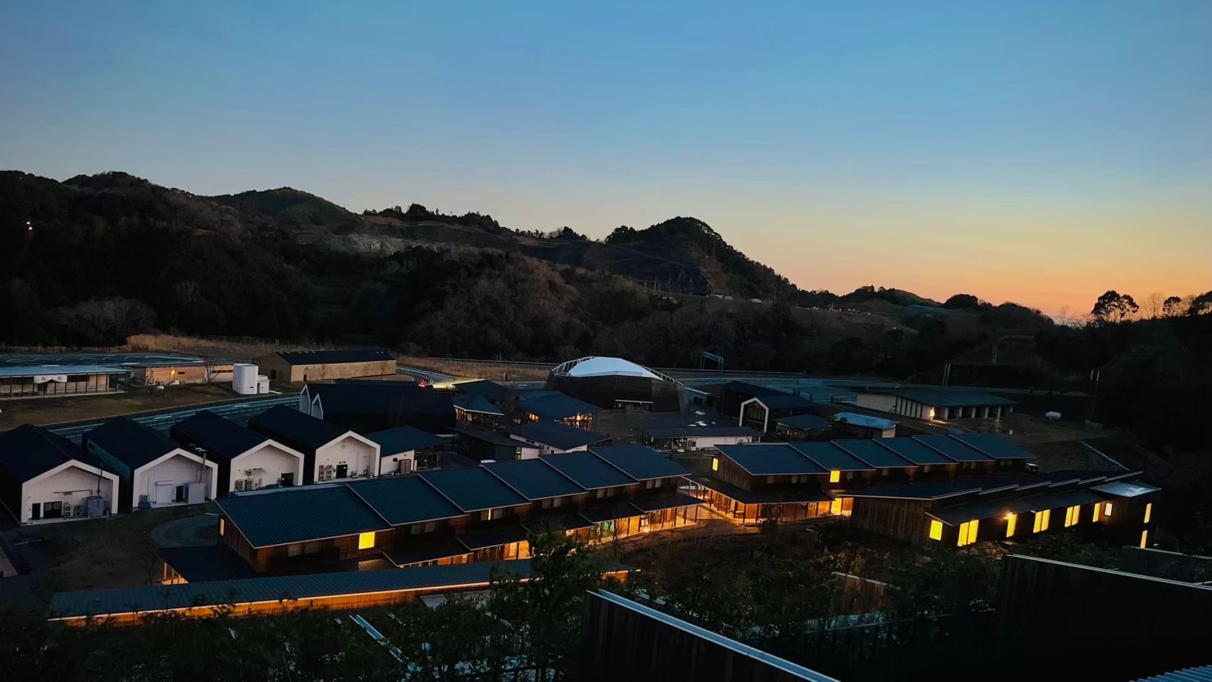 三重 - Yuji Uehara